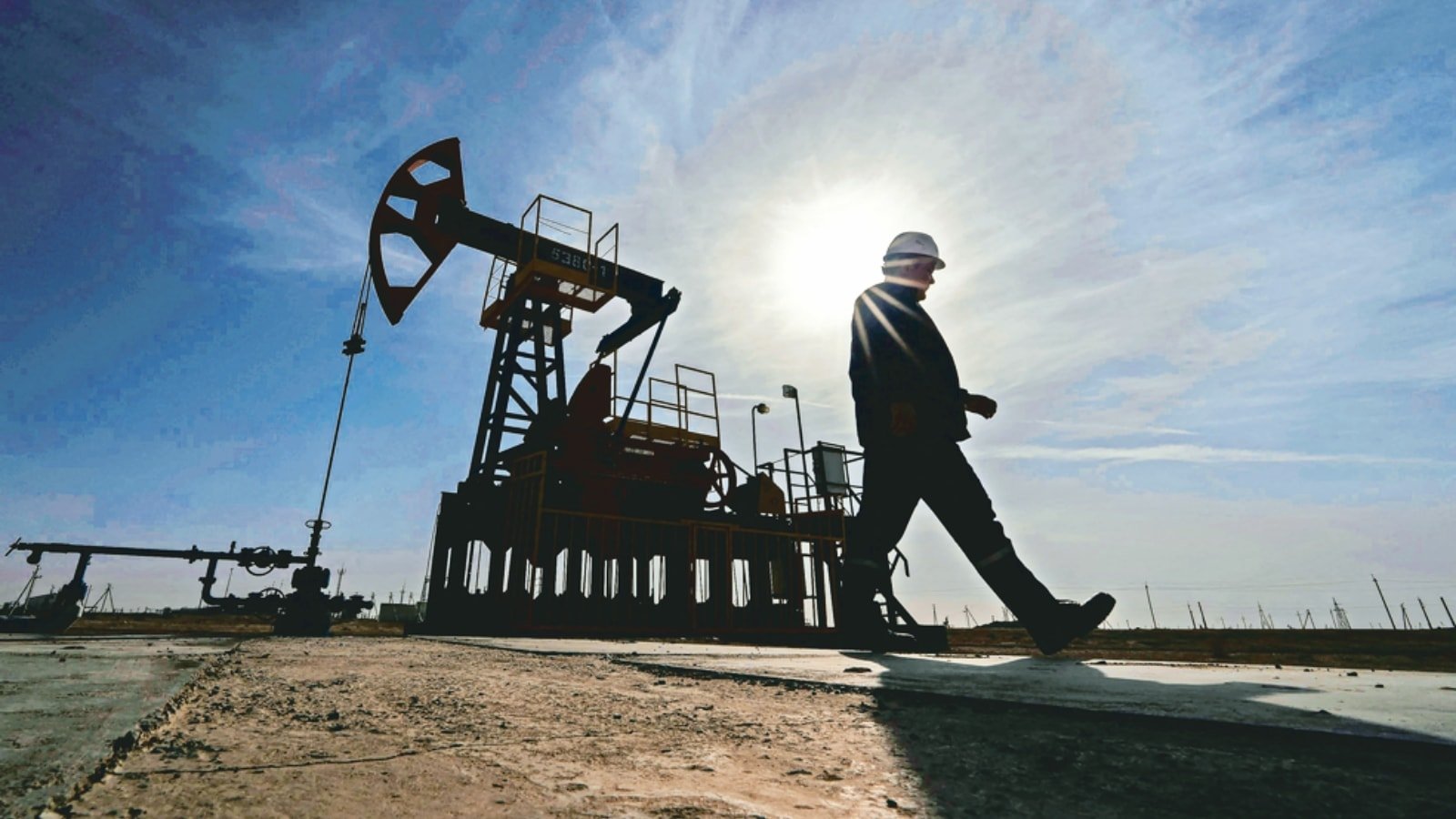 Slight dip in India’s Russian oil imports in September, but no meaningful impact of US pressure visible yet | Business News