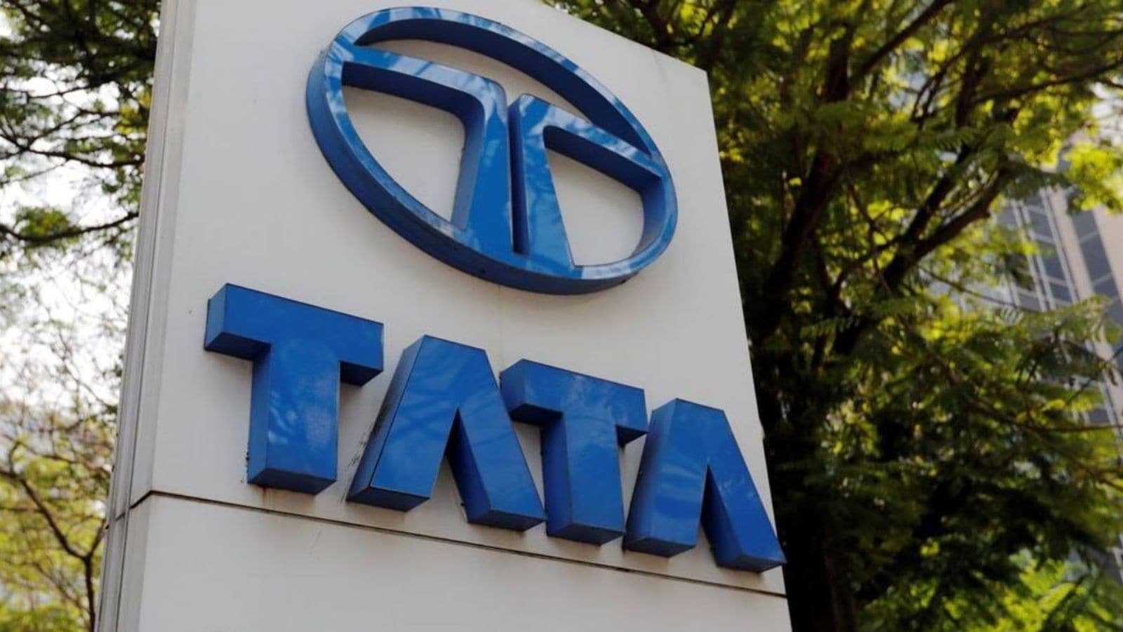 Mehli Mistry’s fate as Tata Trusts trustee to be decided later this month amid reports of Venu Srinivasan’s reappointment | Business News